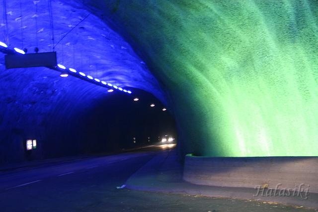 Norwegia (2645).JPG - Norwegia - Laerdalstunnelen (najdłższy tunel 24,5 km)